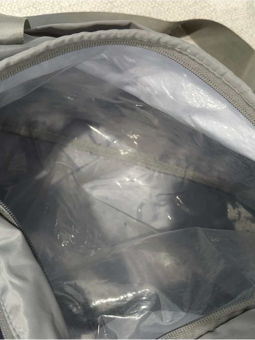 Gray Men's Duffel Bag - Lightweight Travel & Gym Bag